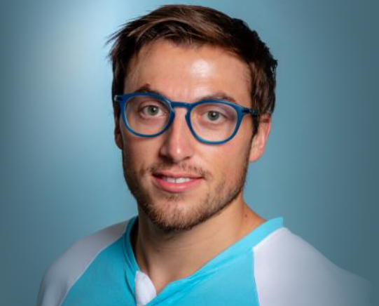 Portrait d’Alexis Grappin, physiothérapeute